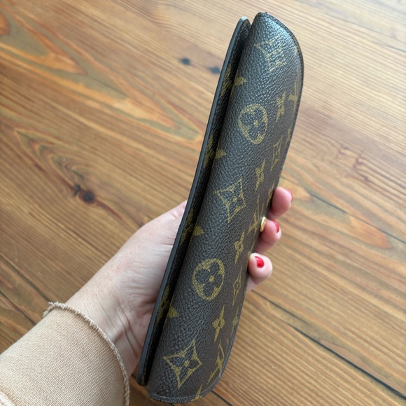 Louis Vuitton Monogram Louise Wallet - Picture 5 of 11